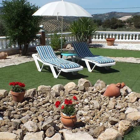 Kayenne Holiday Rentals Iznájar Kültér fotó