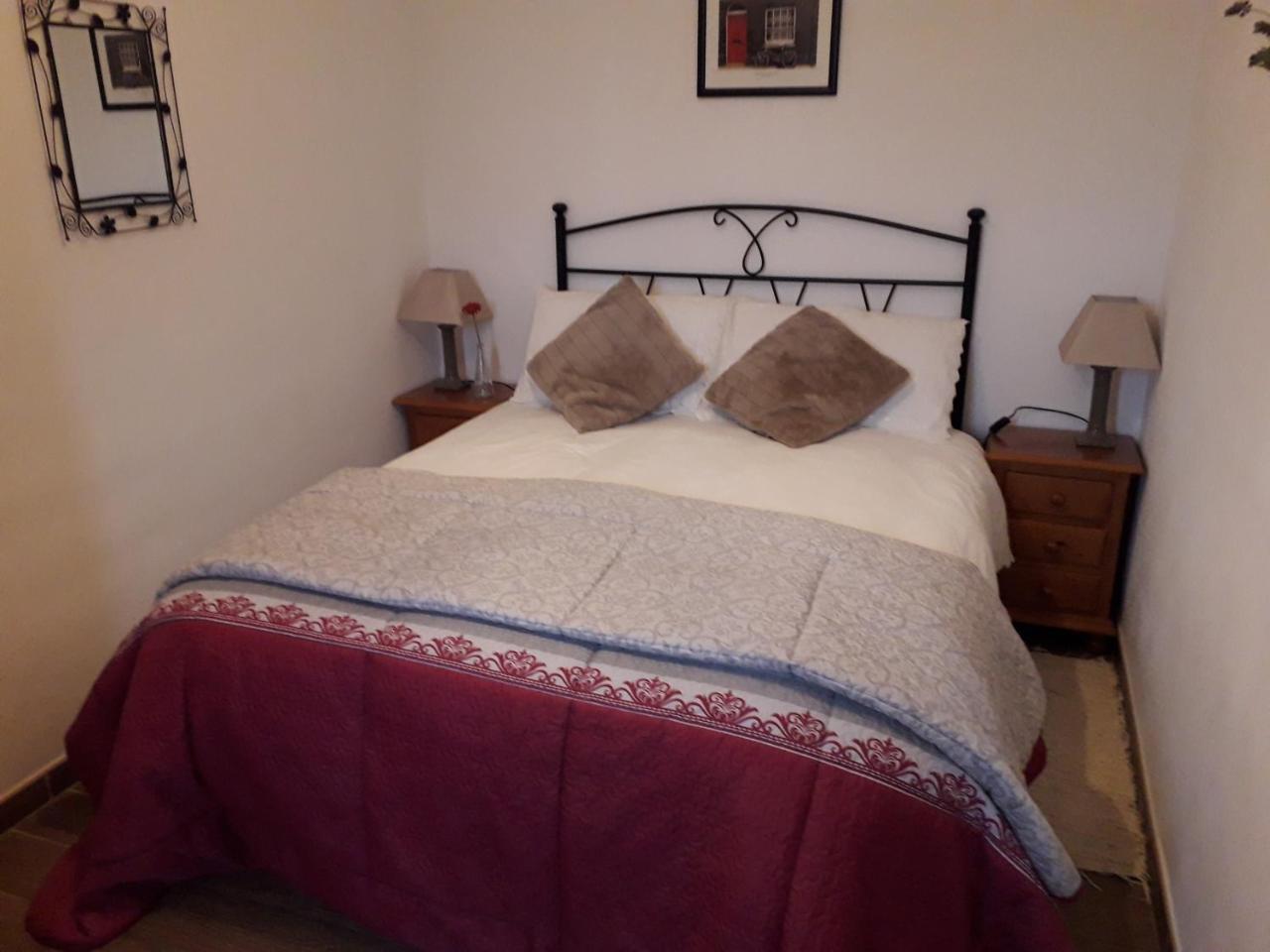 Kayenne Holiday Rentals Iznájar Kültér fotó