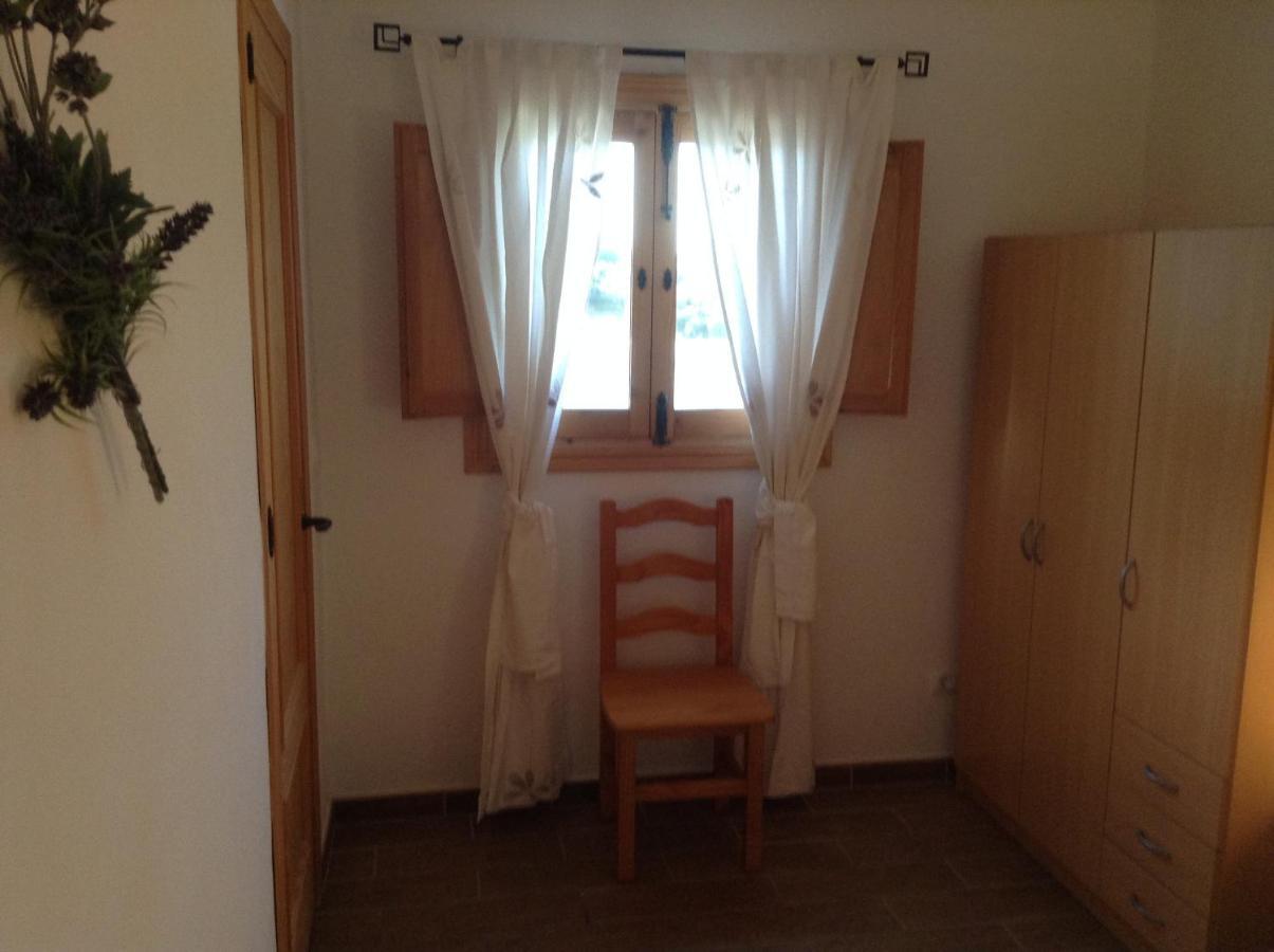 Kayenne Holiday Rentals Iznájar Szoba fotó